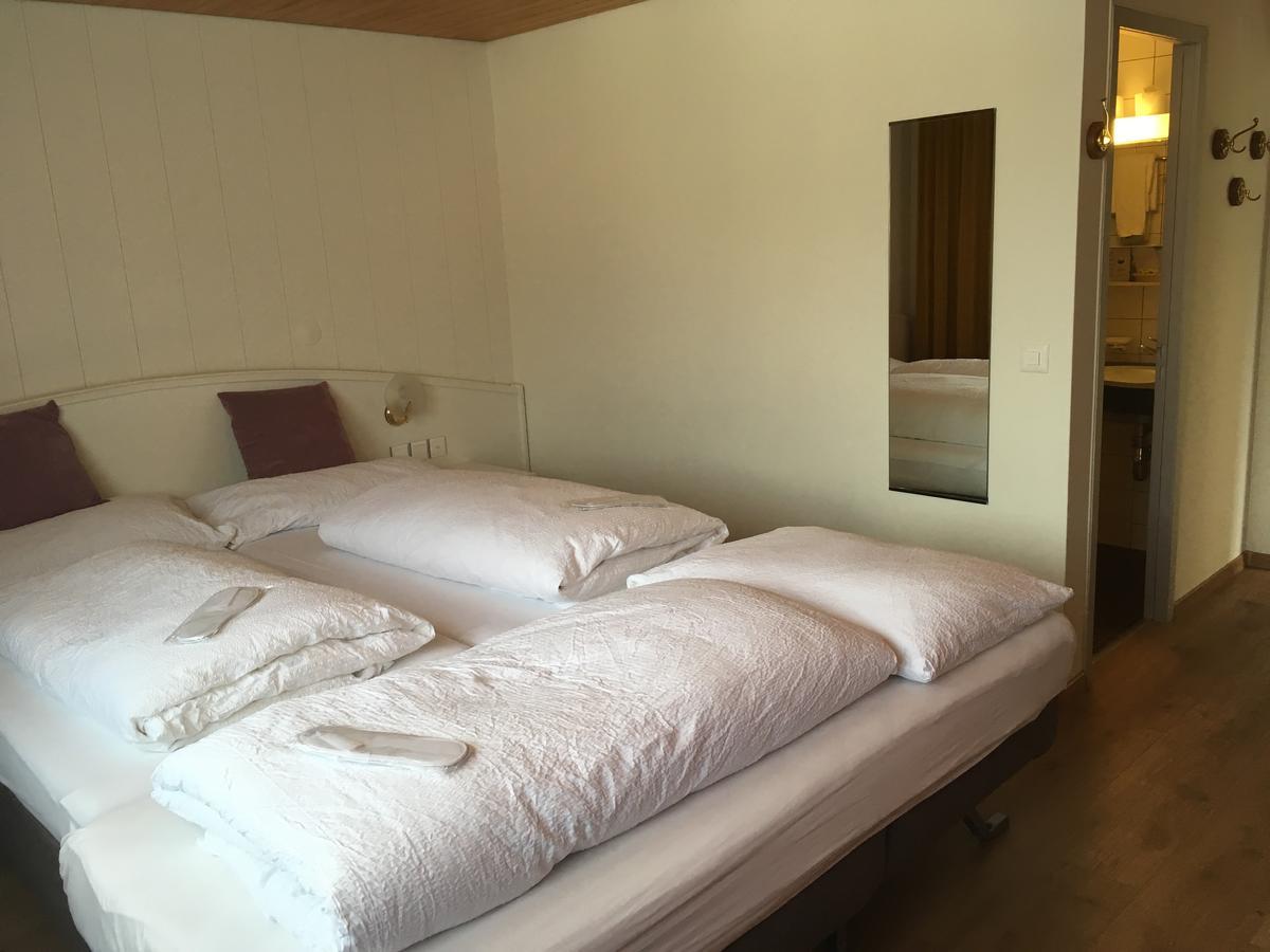 Hotel Garni Rosslipost Unteriberg エクステリア 写真