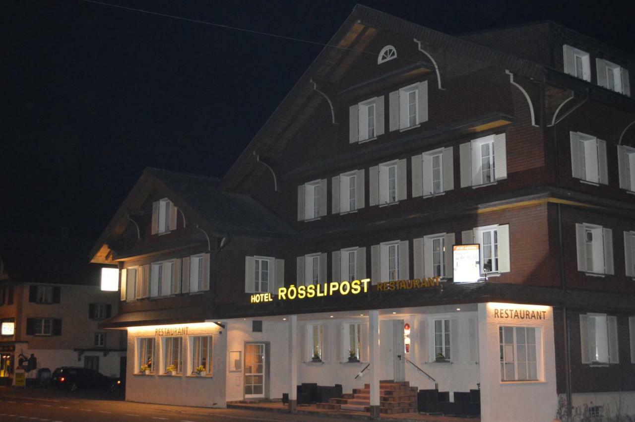 Hotel Garni Rosslipost Unteriberg エクステリア 写真